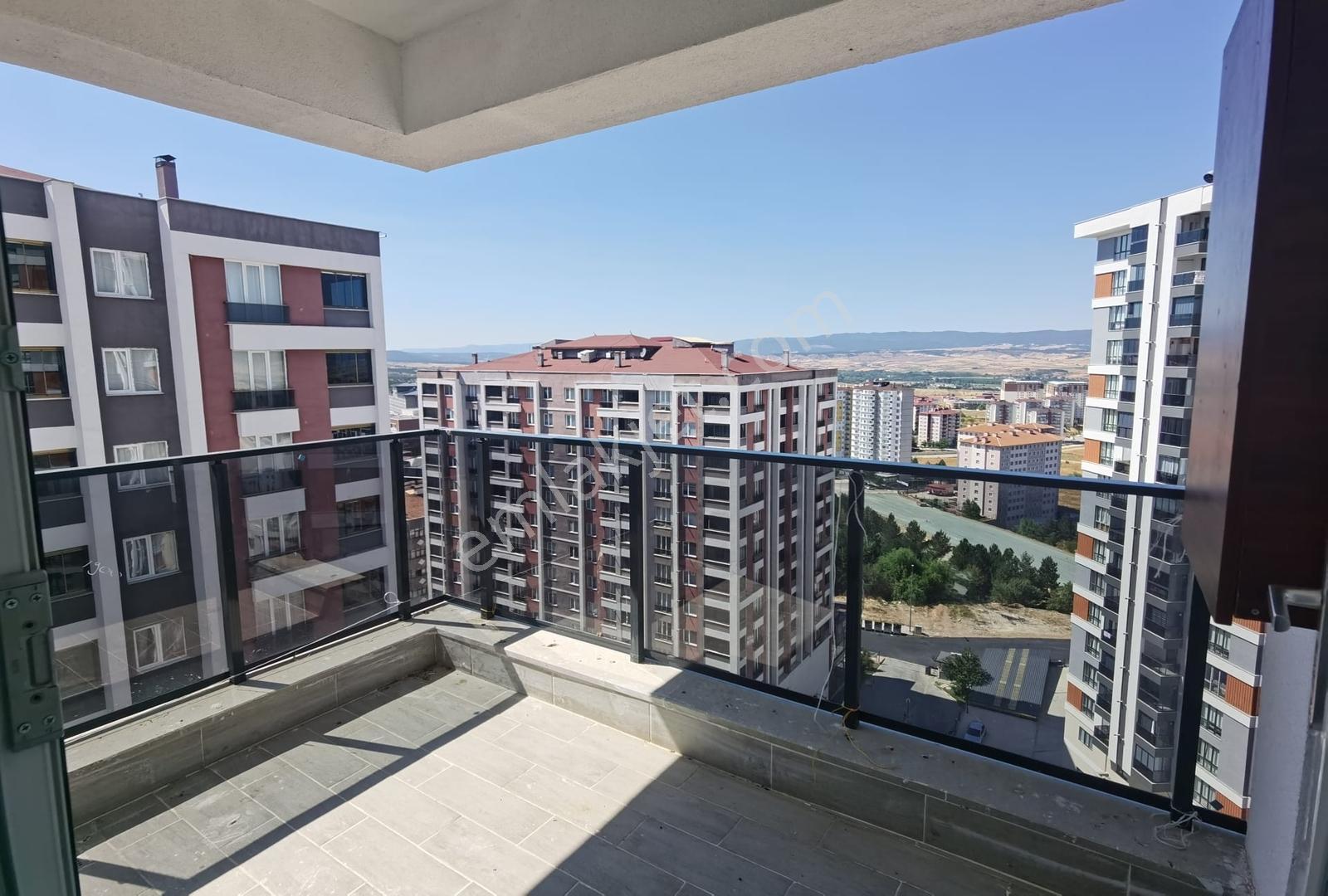 Kuzeykent Irmak Sitesinde Kapalı Garajlı Eşyalı Satılık 2+1daire - Görsel 18