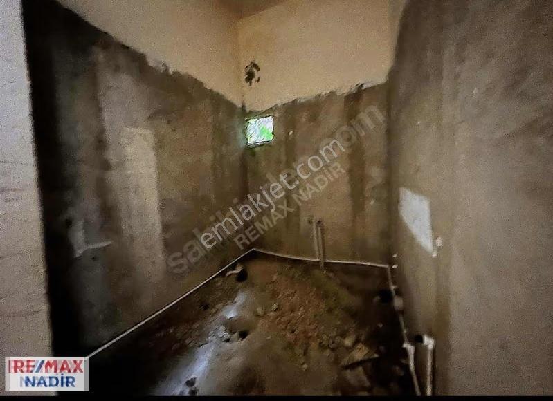 Remax Nadir'den Seldeğirmeni Mh. Satılık Dükkan - Görsel 2