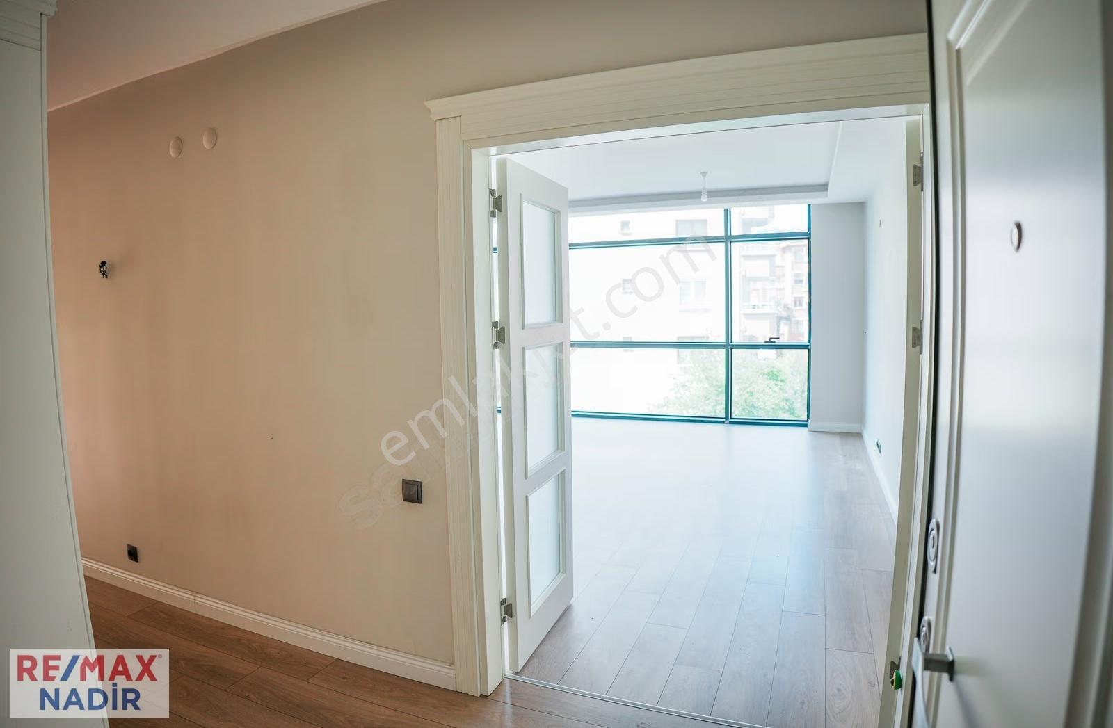 Remax'ten Çıtlakkalede Afta Elmas'ta 2+1 140 M2 Lüks Daire - Görsel 34