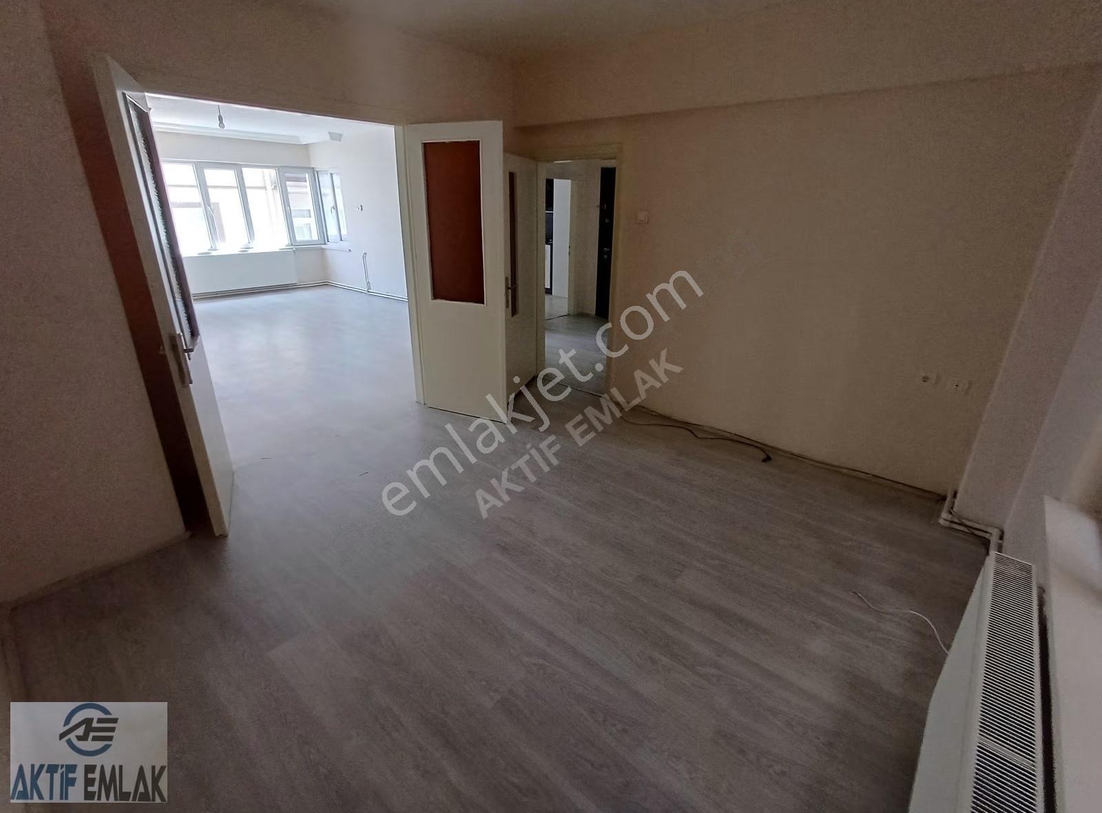 Cumhuriyet Mahallesi Kiralık 3+1 Daire - 110m² - Görsel 16