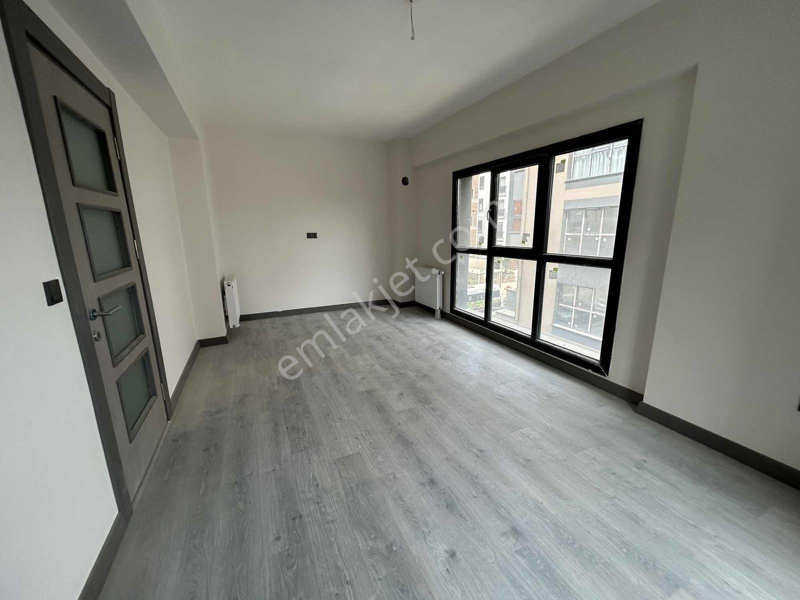 Tuzla Cami Mah. Sahilde Kaçırılmayacak 2+1 Kiralık Daire - Görsel 7