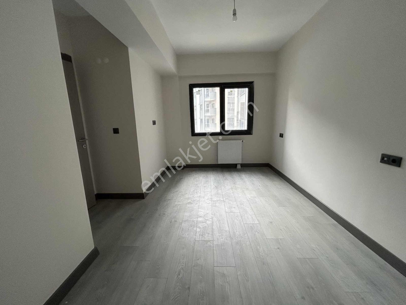 Tuzla Cami Mah. Sahilde Kaçırılmayacak 2+1 Kiralık Daire - Görsel 27