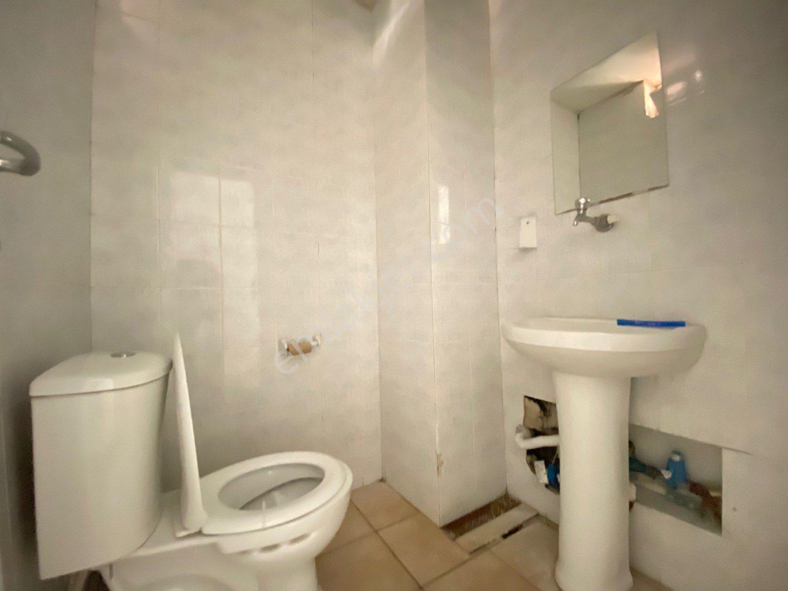 İskanlı Dükkan Tapulu Sahibinden Kiralık İş Yeri - Görsel 12