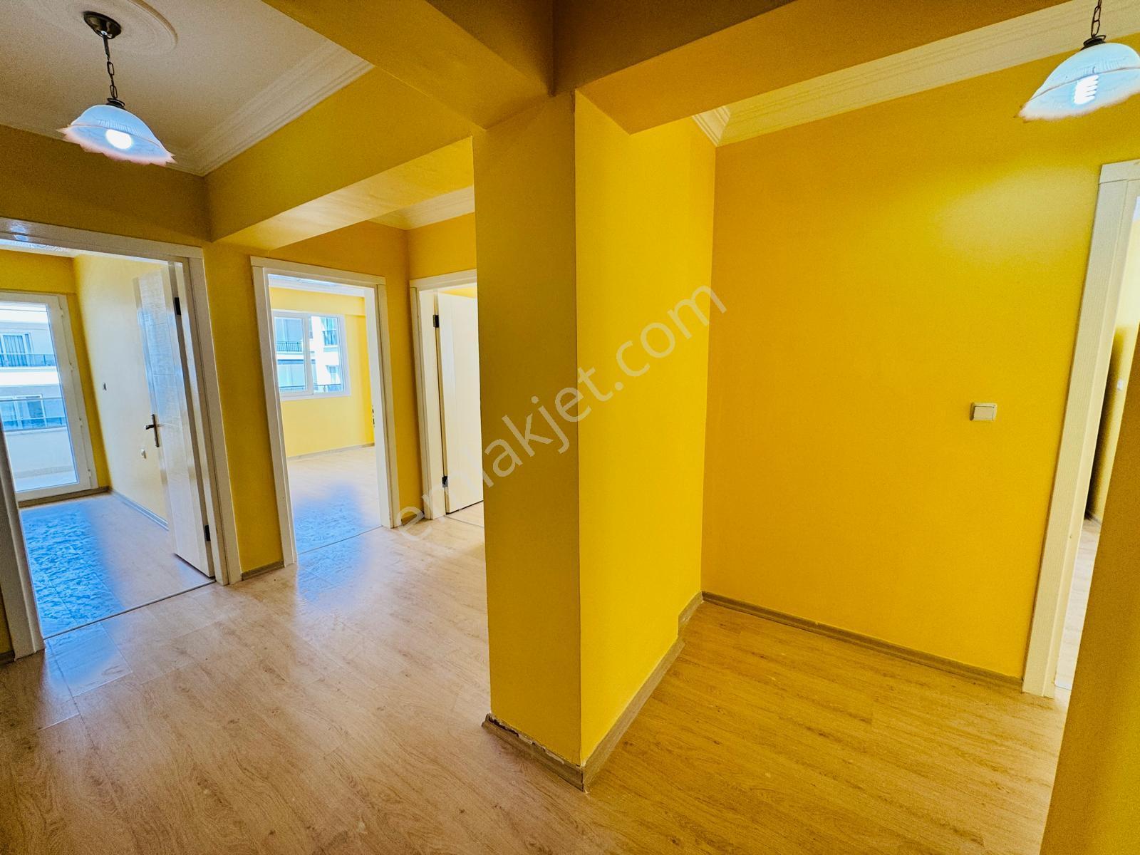 Didim Merkezde Masrafsız Hastane Ve Pazara Komşu 110 M2 Asansörlü 3+1 Ayrı Mutfak Kafa Daire - Görsel 15