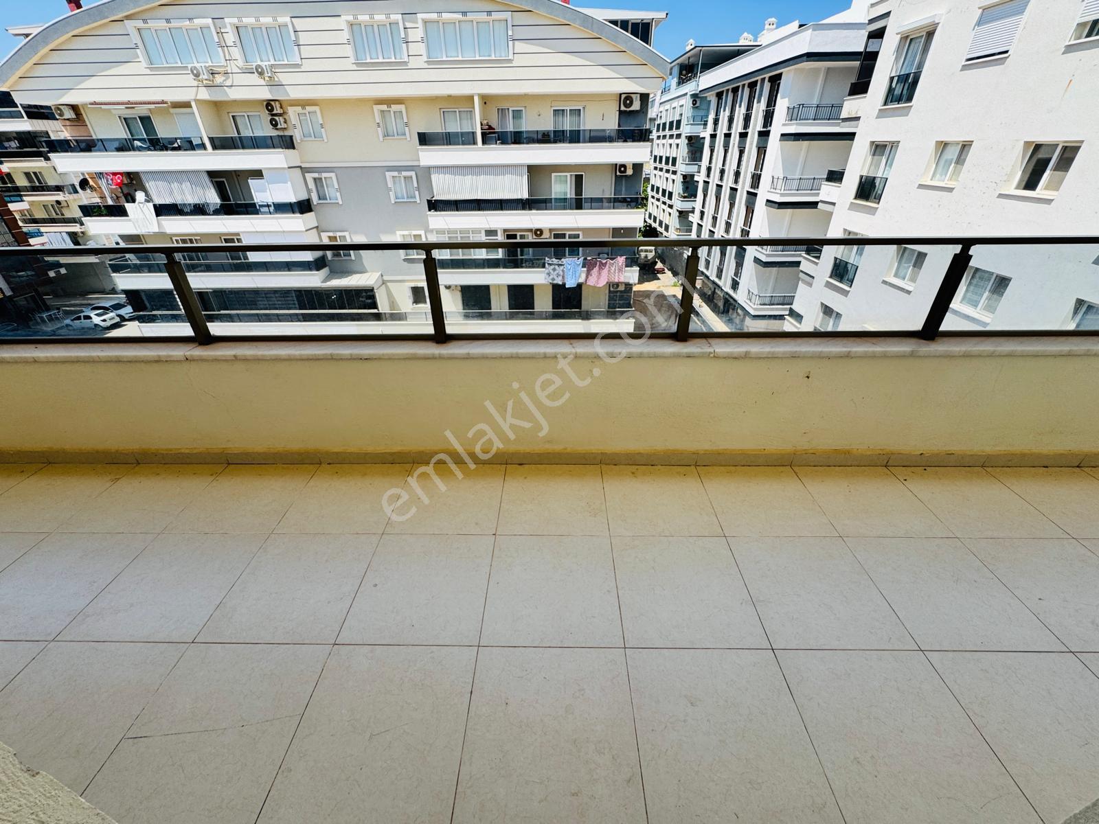 Didim Merkezde Masrafsız Hastane Ve Pazara Komşu 110 M2 Asansörlü 3+1 Ayrı Mutfak Kafa Daire - Görsel 9