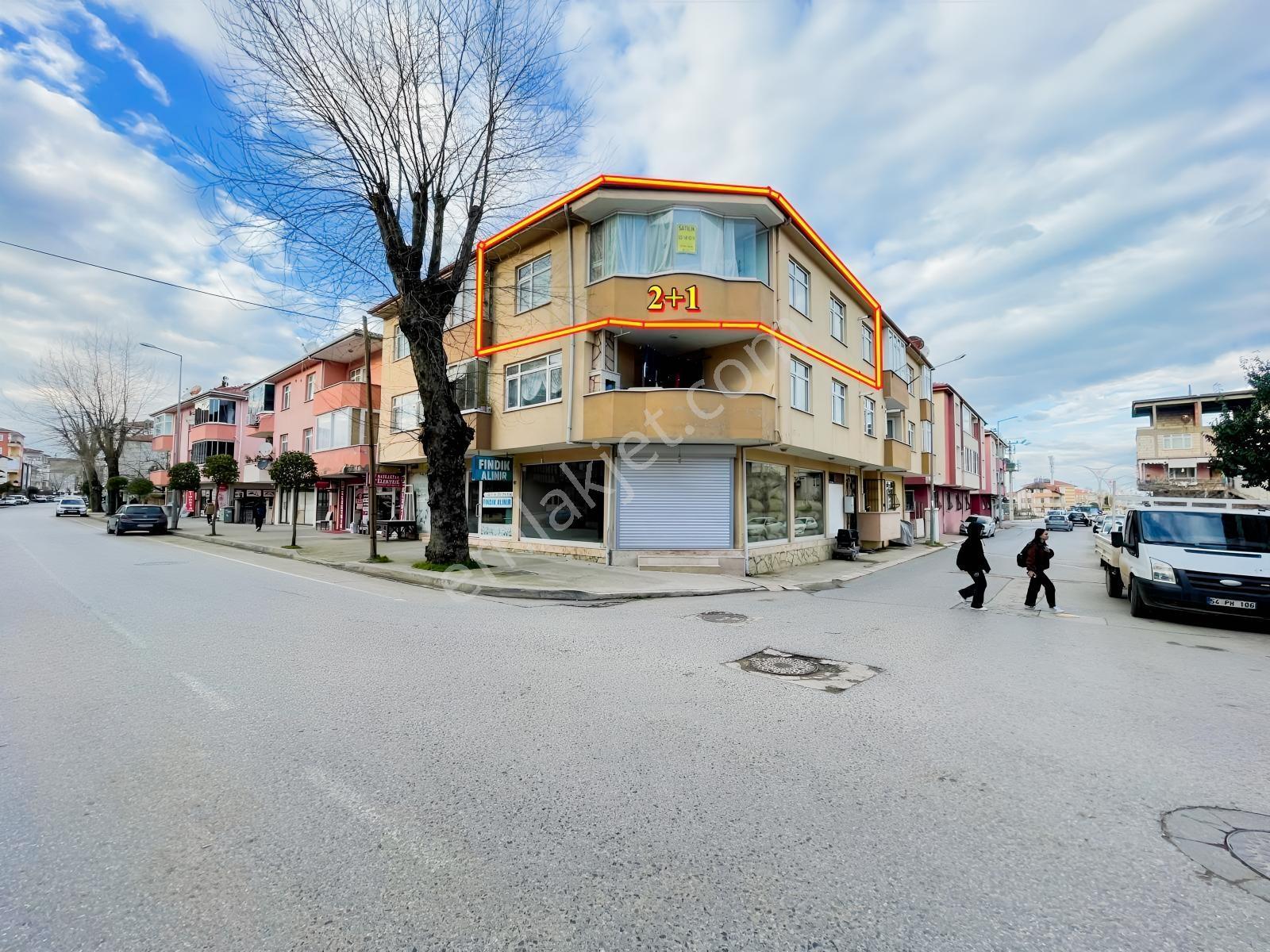 Karasu Merkezde Cadde Üzerinde Mutfak Ayrı 2+1 Daire - Görsel 18