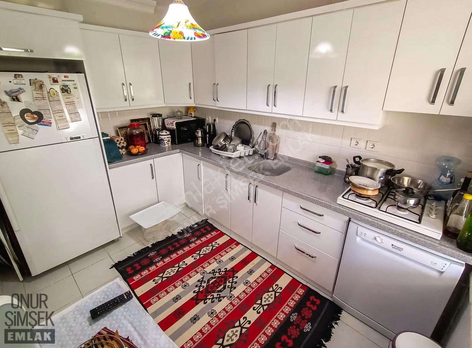 Güre Ramada Karşısı Full Eşyalı Kiralık 4+1 Tripleks Villa - Görsel 6
