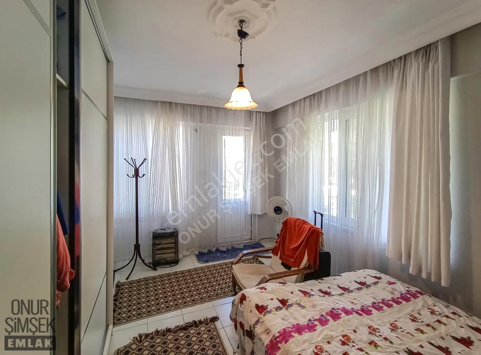 Güre Ramada Karşısı Full Eşyalı Kiralık 4+1 Tripleks Villa - Görsel 12