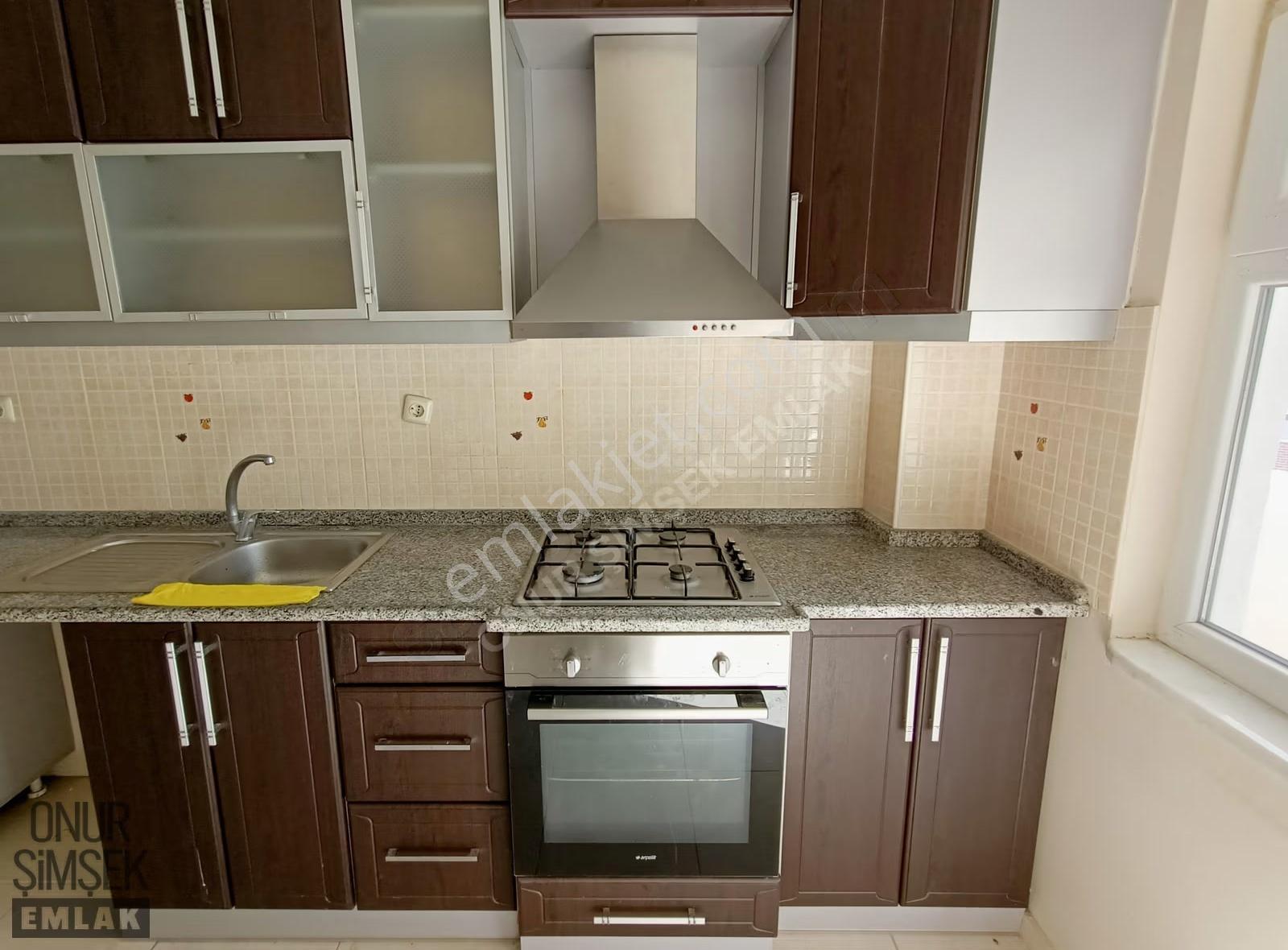 Akçay İkizçay'da Site İçinde Ön Cephe Ara Kat Ferah 2+1 Daire - Görsel 6