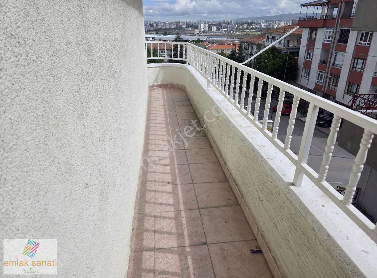Elvan Mahallesinde Ara Katta 3+1 Kiralık Daire - Görsel 10