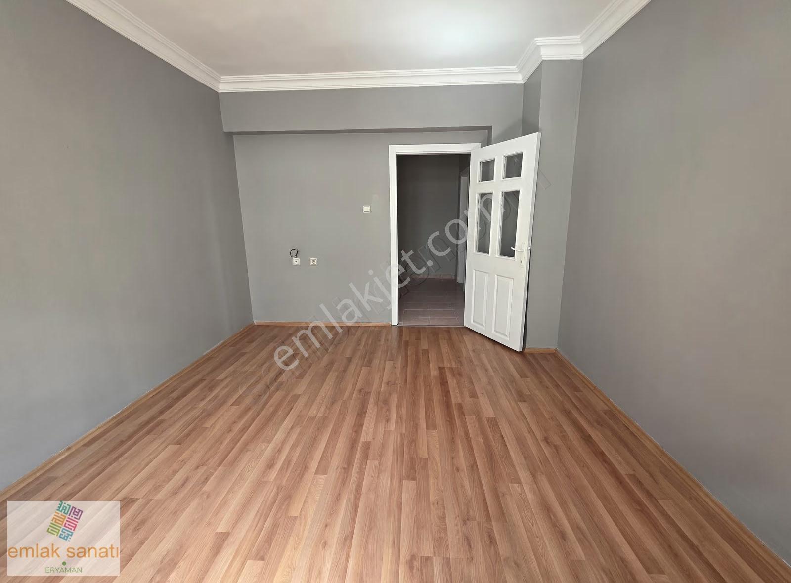 Elvan Mahallesinde Ara Katta 3+1 Kiralık Daire - Görsel 8