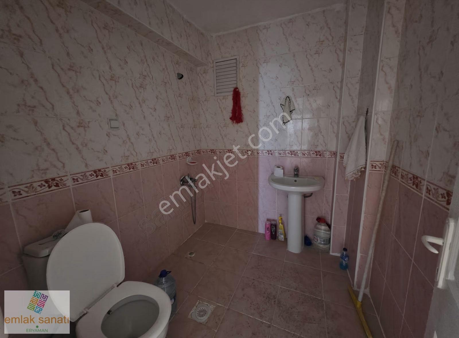 Elvan Mahallesinde Ara Katta 3+1 Kiralık Daire - Görsel 4