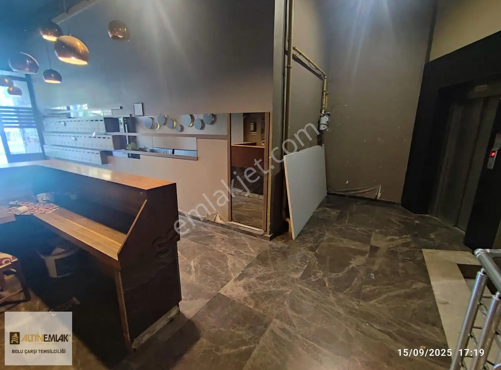 Bolu Tabaklar Mah. Tekemen İş Merkezinde Kiralık 1+1 Daire-ofis - Görsel 2