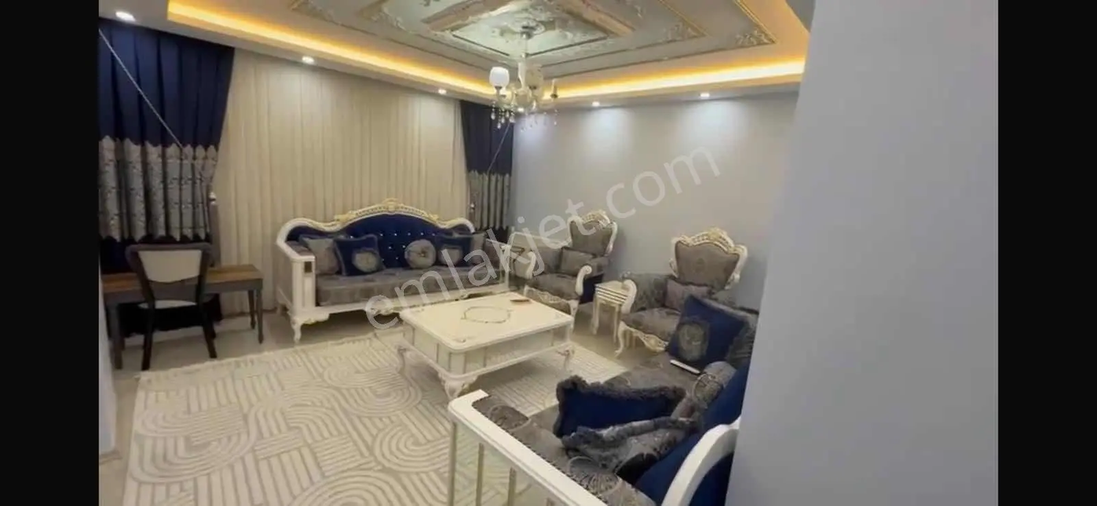 Evliya Çelebi Mah. Geniş 2+1 Satılık 7 Yaşında Daire