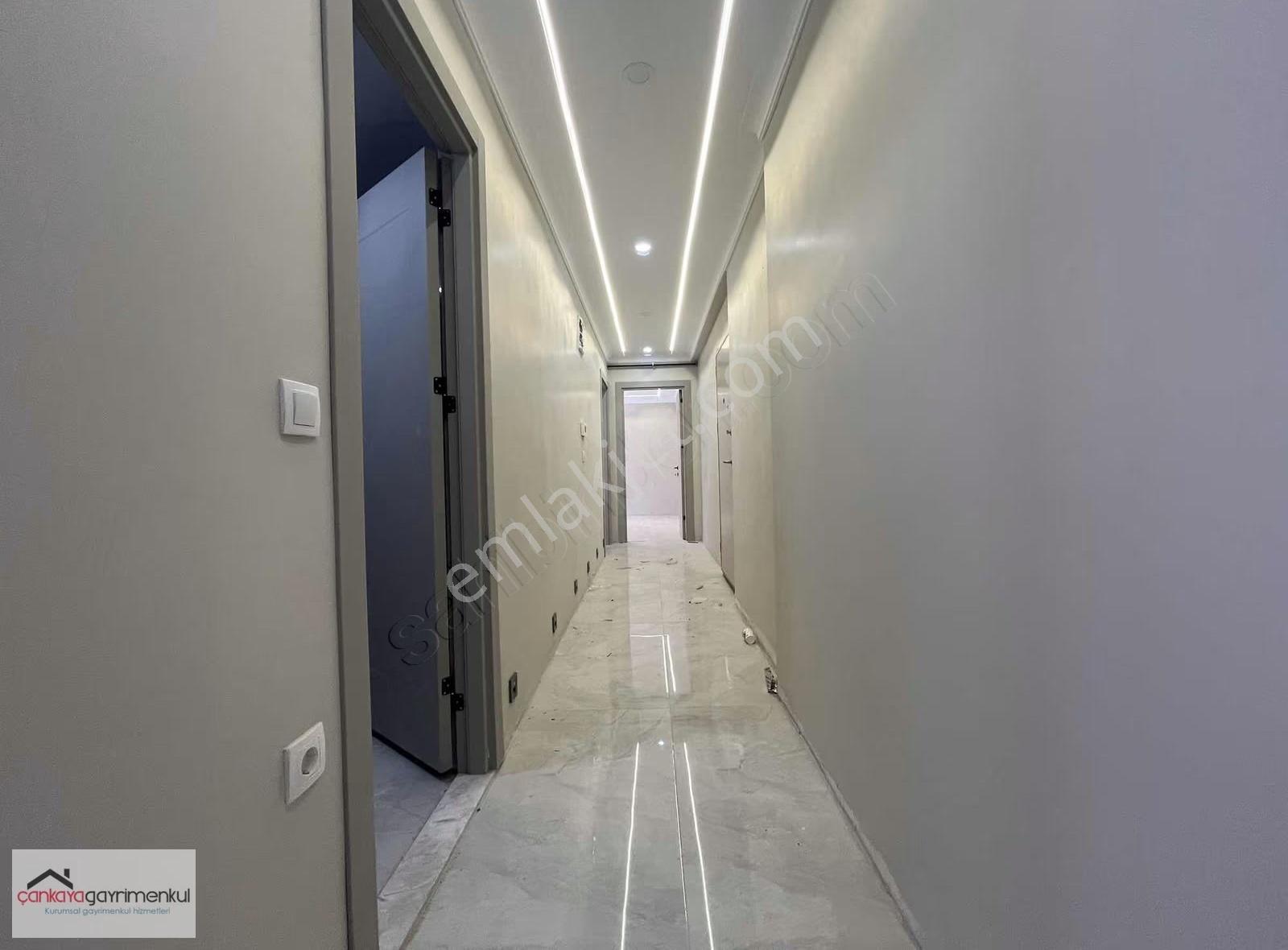Halkalı Merkez'de Yerden Isıtmalı Lüks 1+1 Yüksek Giriş Daire!! - Görsel 13