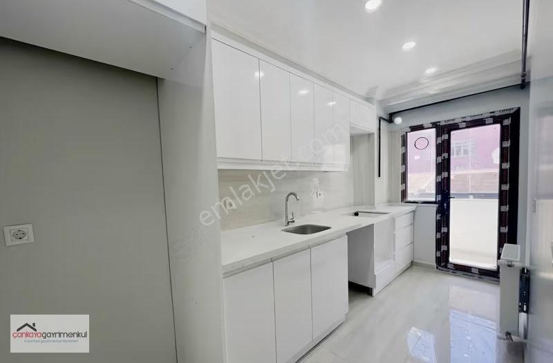 İnönü'de Cadde Üzerinde 2+1 Sıfır Mükemmel İşcilik İle Arakat!! - Görsel 16
