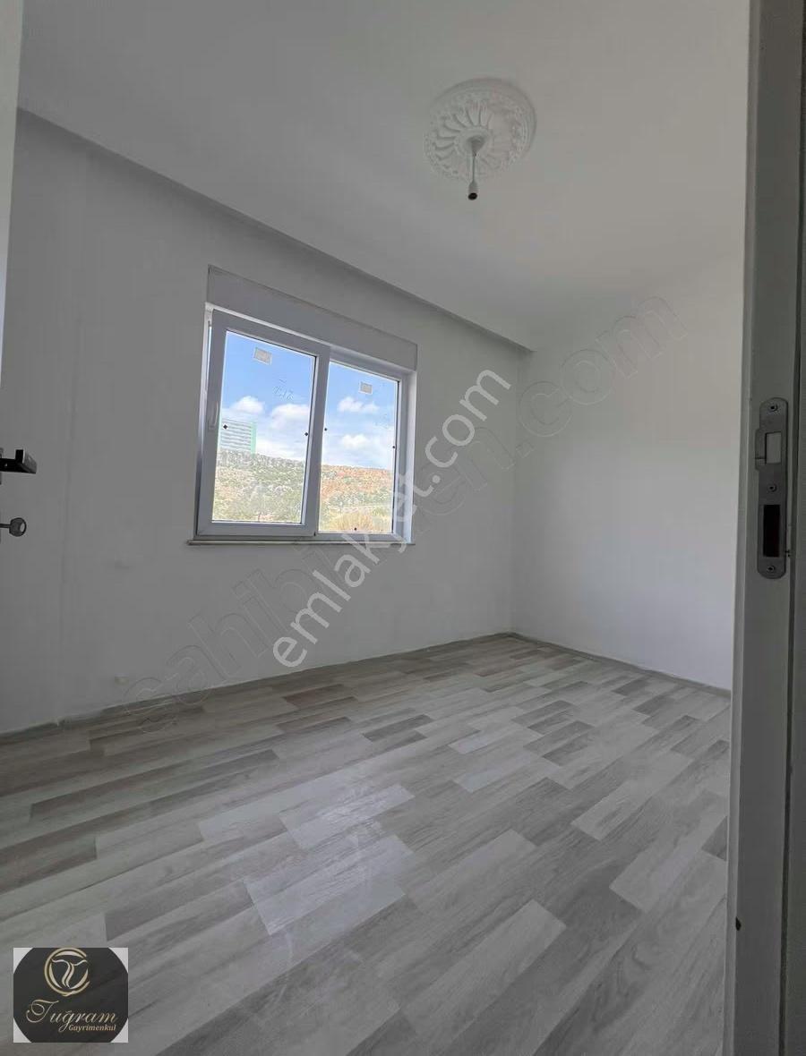 Şehir Hastanesine Çok Yakın Gerçek Yüksek Giriş Satılık Daire - Görsel 15