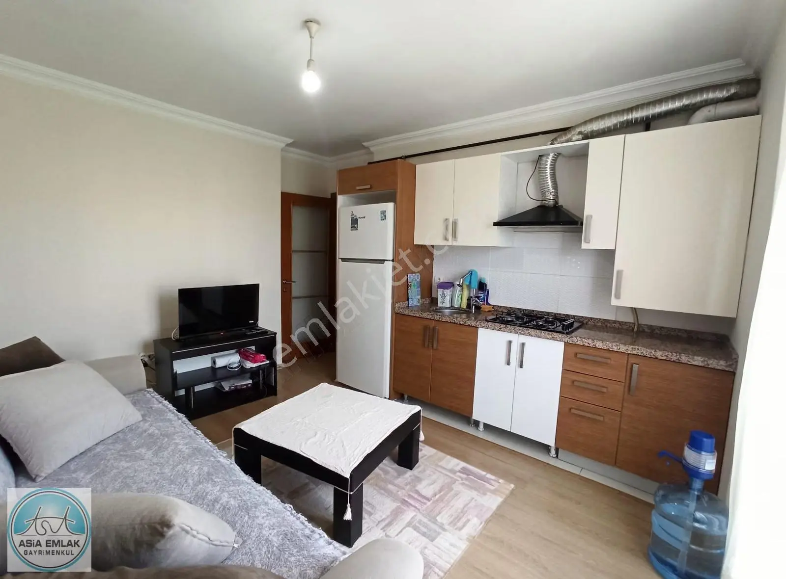 Asia Dan Marmara Eah Metro Yakını Site İçerisinde 1+1 Kiralık