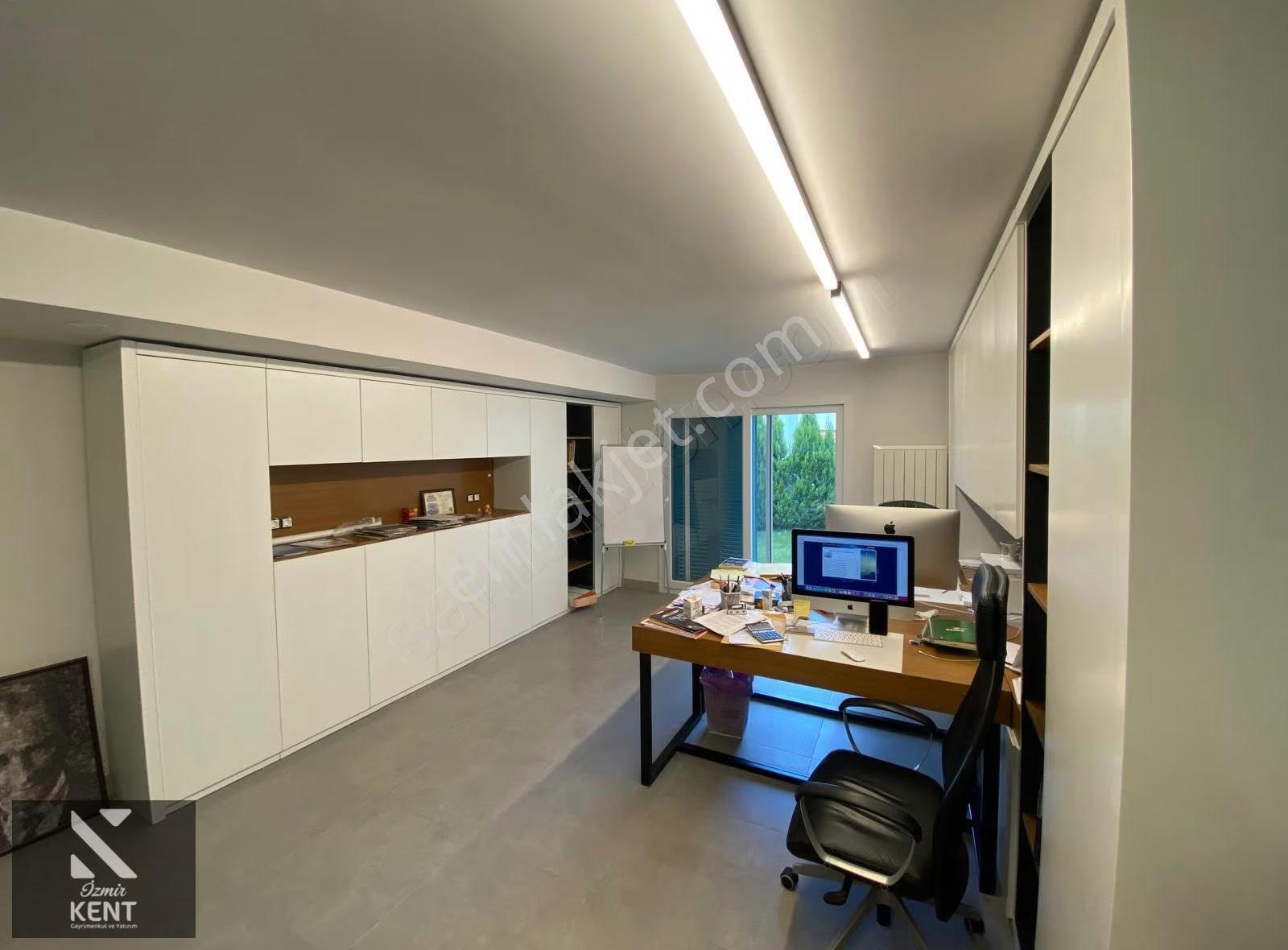 Kemalpaşa Çınar Satılık 6+1 Havuzlu Villa 280 M2 - Görsel 28