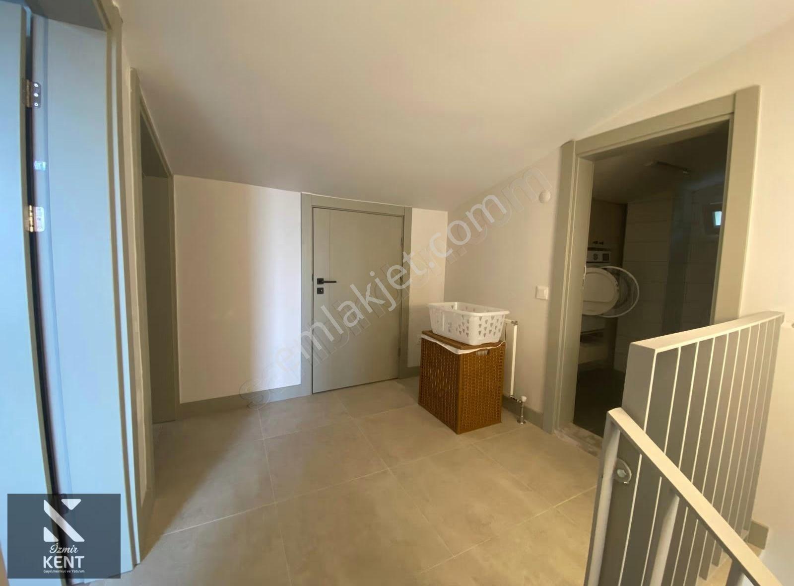 Kemalpaşa Çınar Satılık 6+1 Havuzlu Villa 280 M2 - Görsel 33