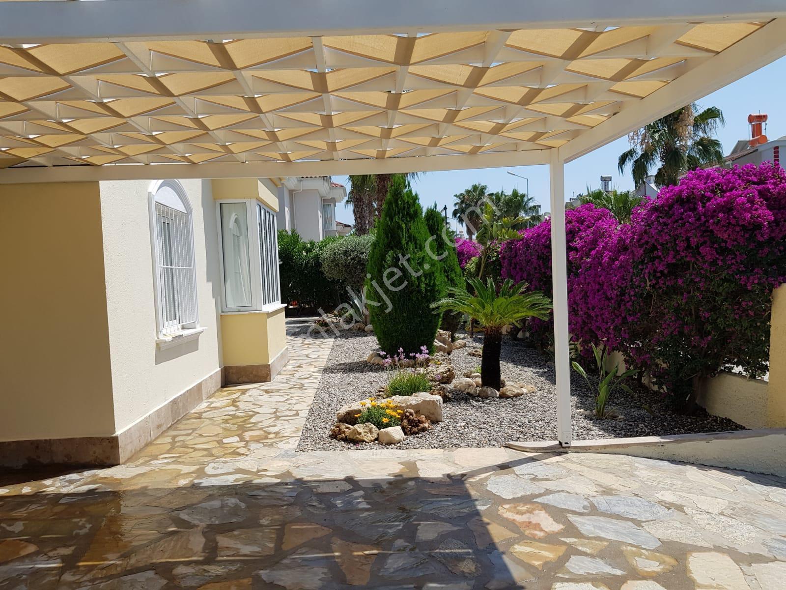 Günlük Kiralık Havuzlu Villa 3+1 Villa Marc - Görsel 18