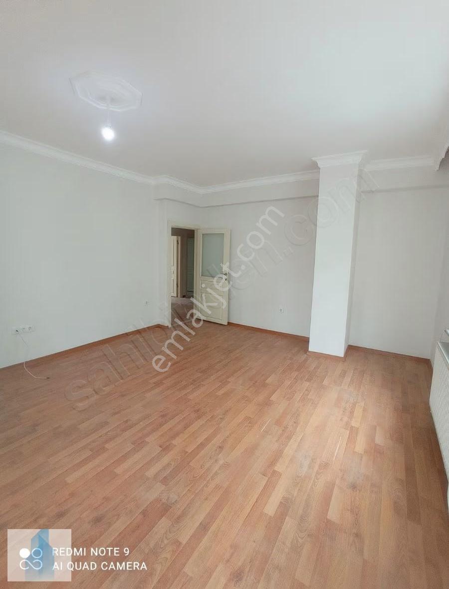Bağcılar Merkez De Satılık 3+1,130m2 Komple Sıfır Daire,3 Balkon - Görsel 5