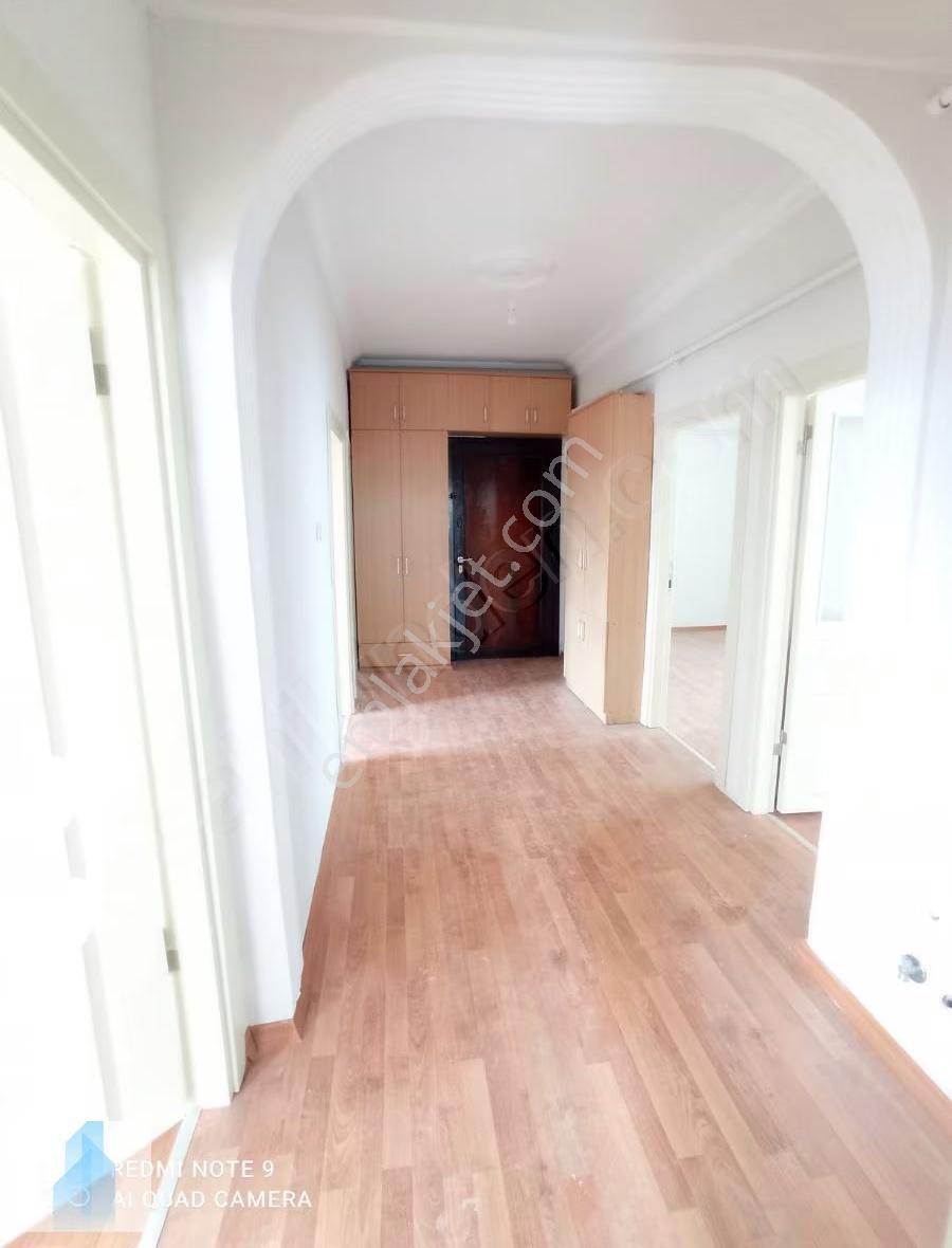 Bağcılar Merkez De Satılık 3+1,130m2 Komple Sıfır Daire,3 Balkon - Görsel 10