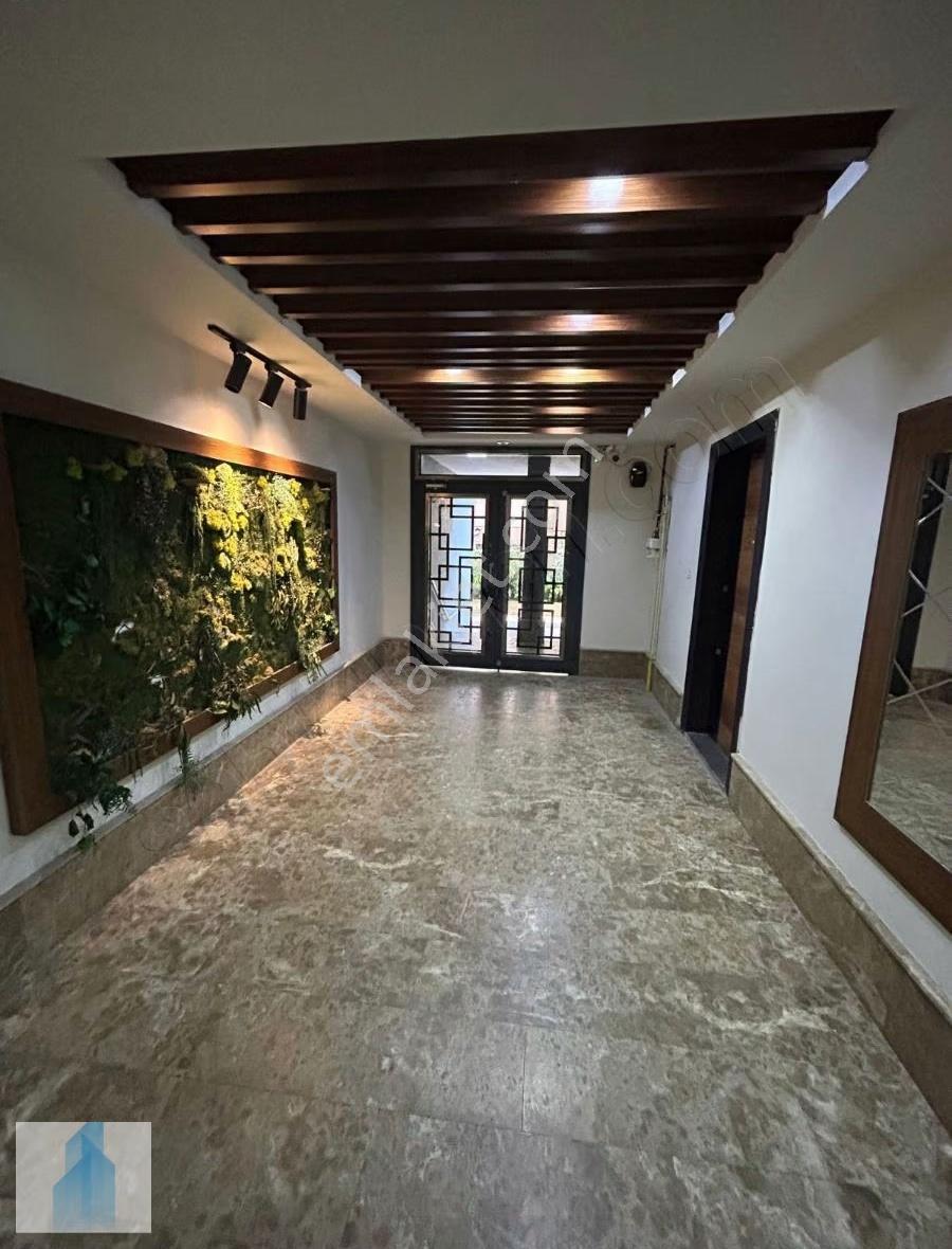 Küçükçekmece Göl Marin De Satılık 3+1 Site İçi Daire , Otoparklı - Görsel 7