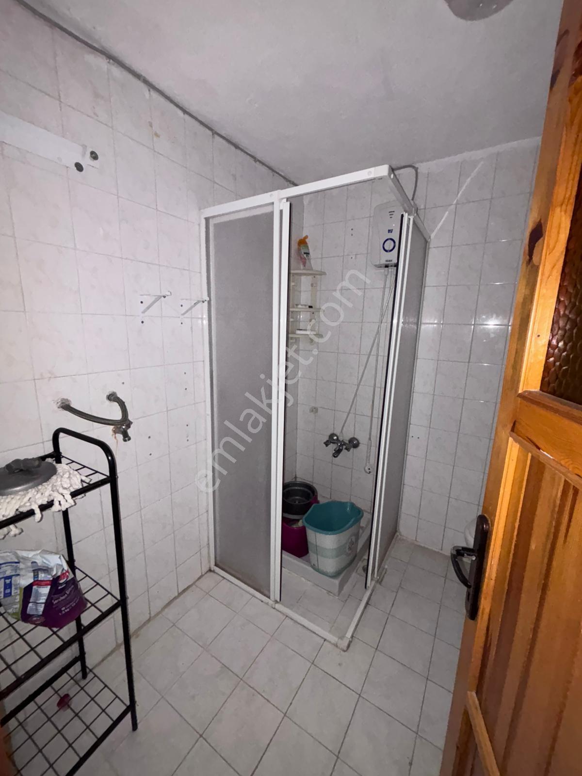Mavi İle Yeşilin Tam Ortasında Camcılar Sitesinde Satılık Villa - Görsel 17