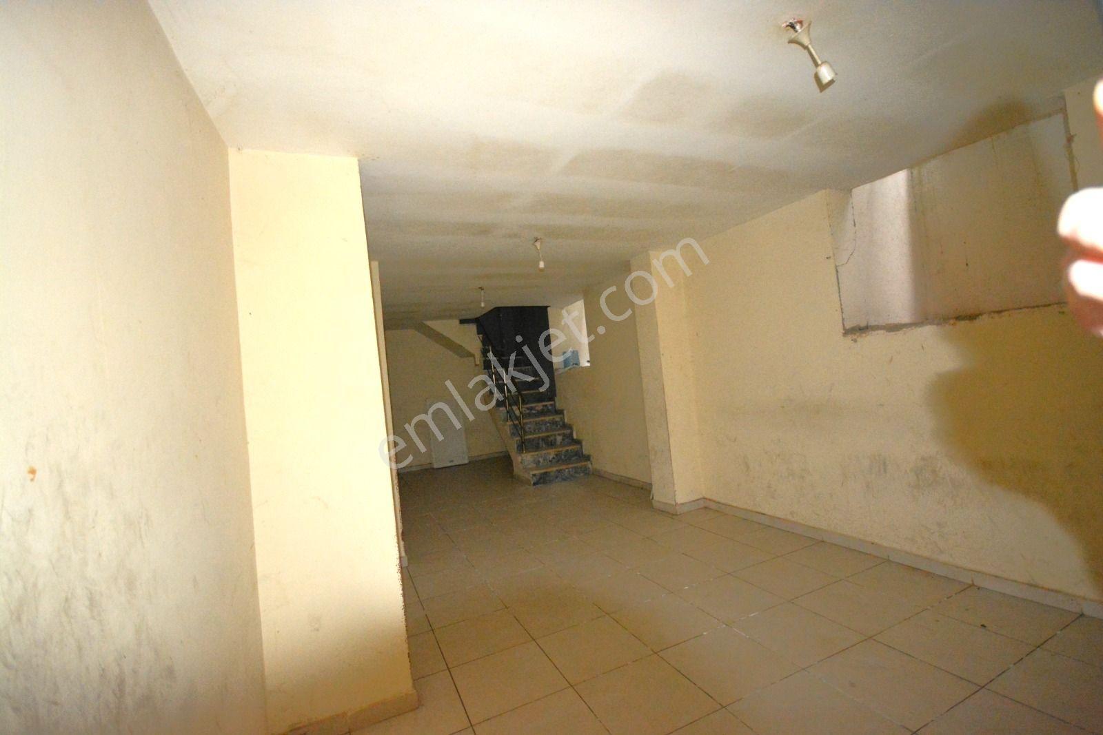 Satılık 110 M² Cadde Üzerinde Çok Uygun Fiyata!! Depolu Dükkan - Görsel 5
