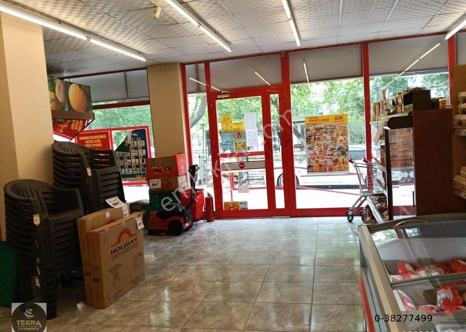 Germencik İstasyon Mah. Kurumsal Kiracılı 370 M2 3 Tapulu Dükkan - Görsel 9