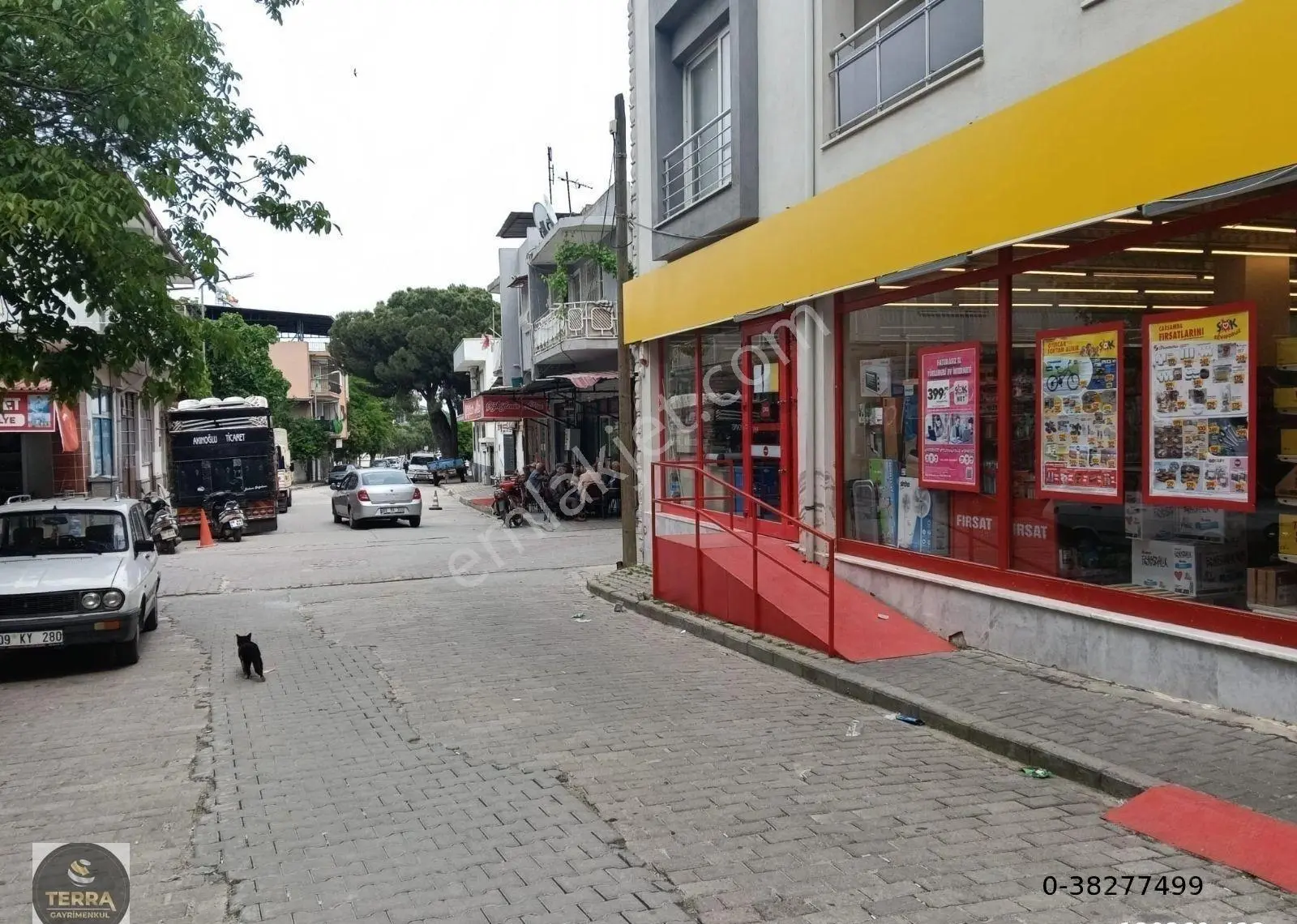 Germencik İstasyon Mah. Kurumsal Kiracılı 370 M2 3 Tapulu Dükkan