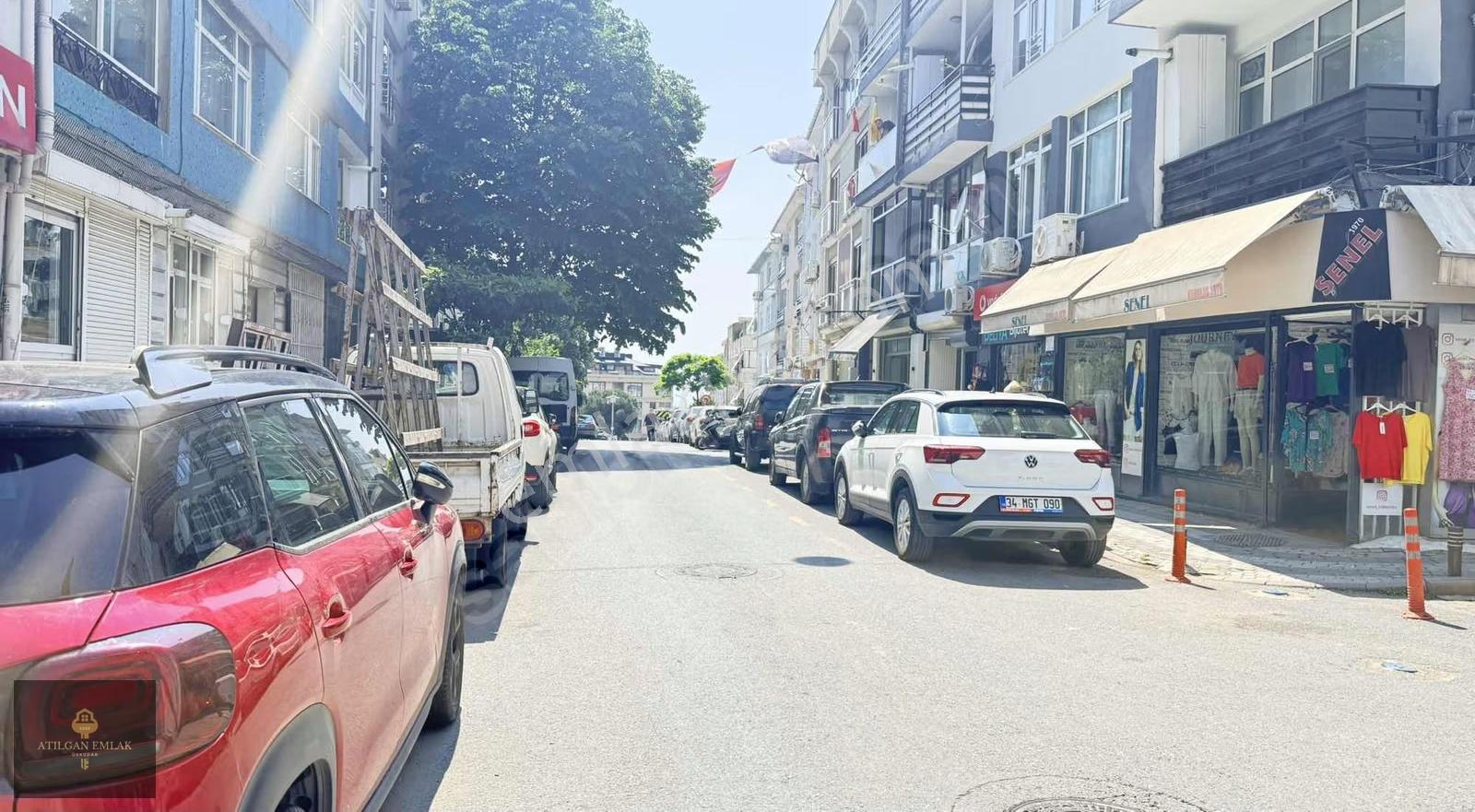 Üsküdar Çiçekçide Lokasyonu Değerli 2+1 Yatırımlık Daire - Görsel 9