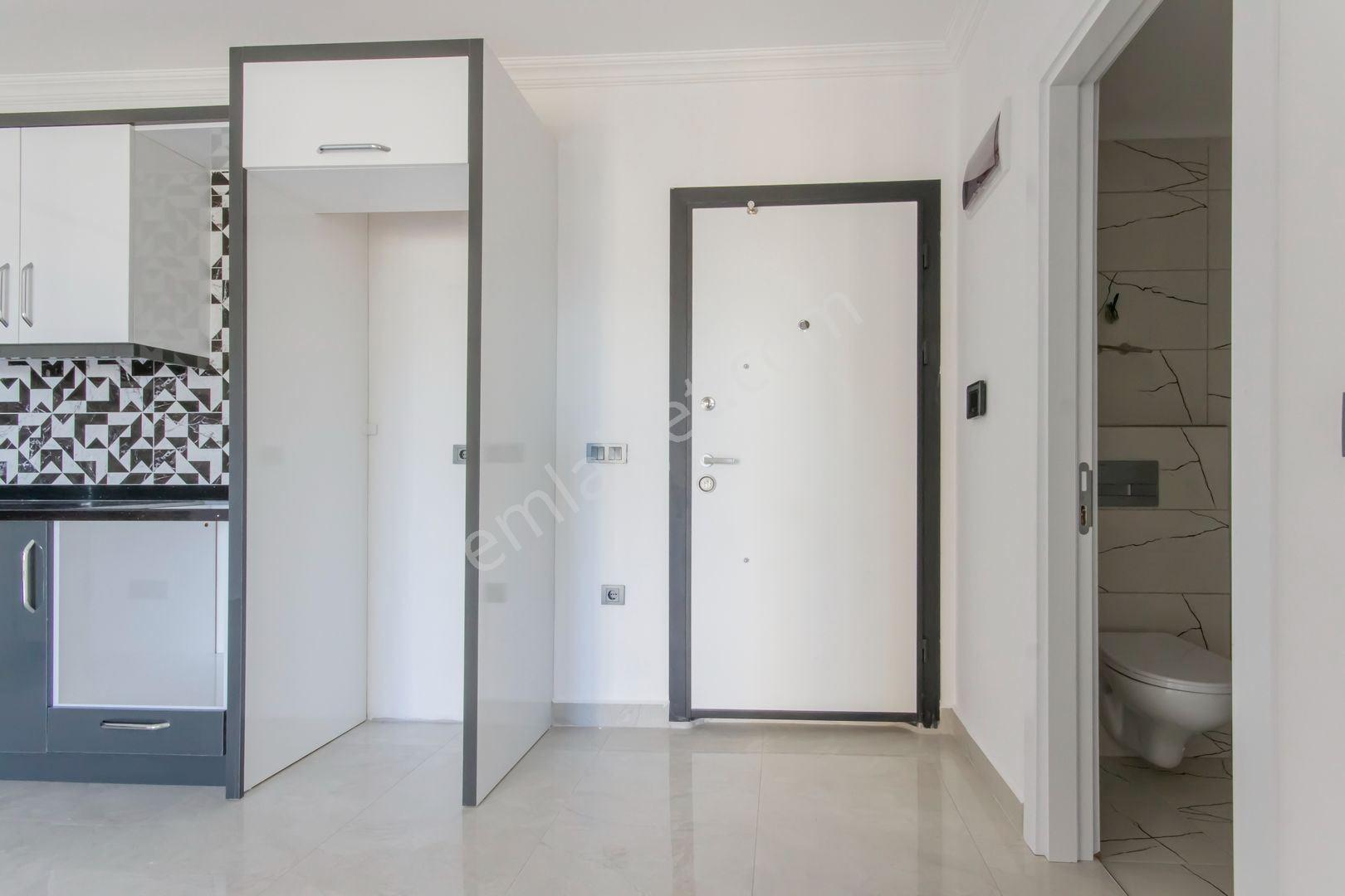 Alanya Mahmutlar’da Lüks Sitede Güney Cepheli 1+1 Daire - Görsel 11