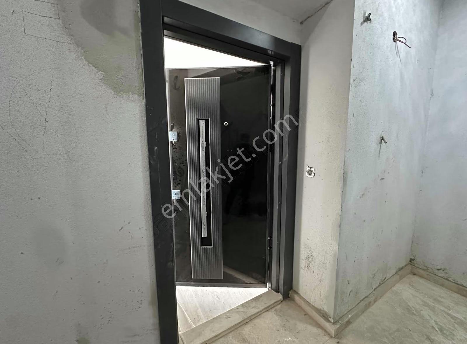 Akdeniz Emlaktan Denize Yürüme Mesafesinde Güney Cephe Daire - Görsel 16