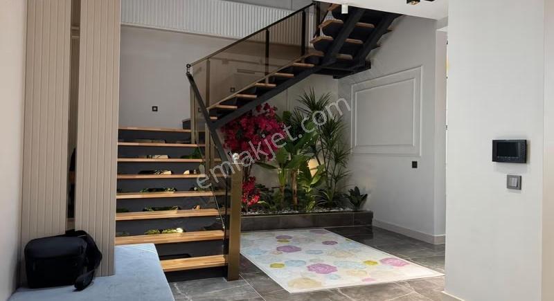 Kültür Emlaktan Karaköprü Çamlıyayla 2 Katli Villa - Görsel 10