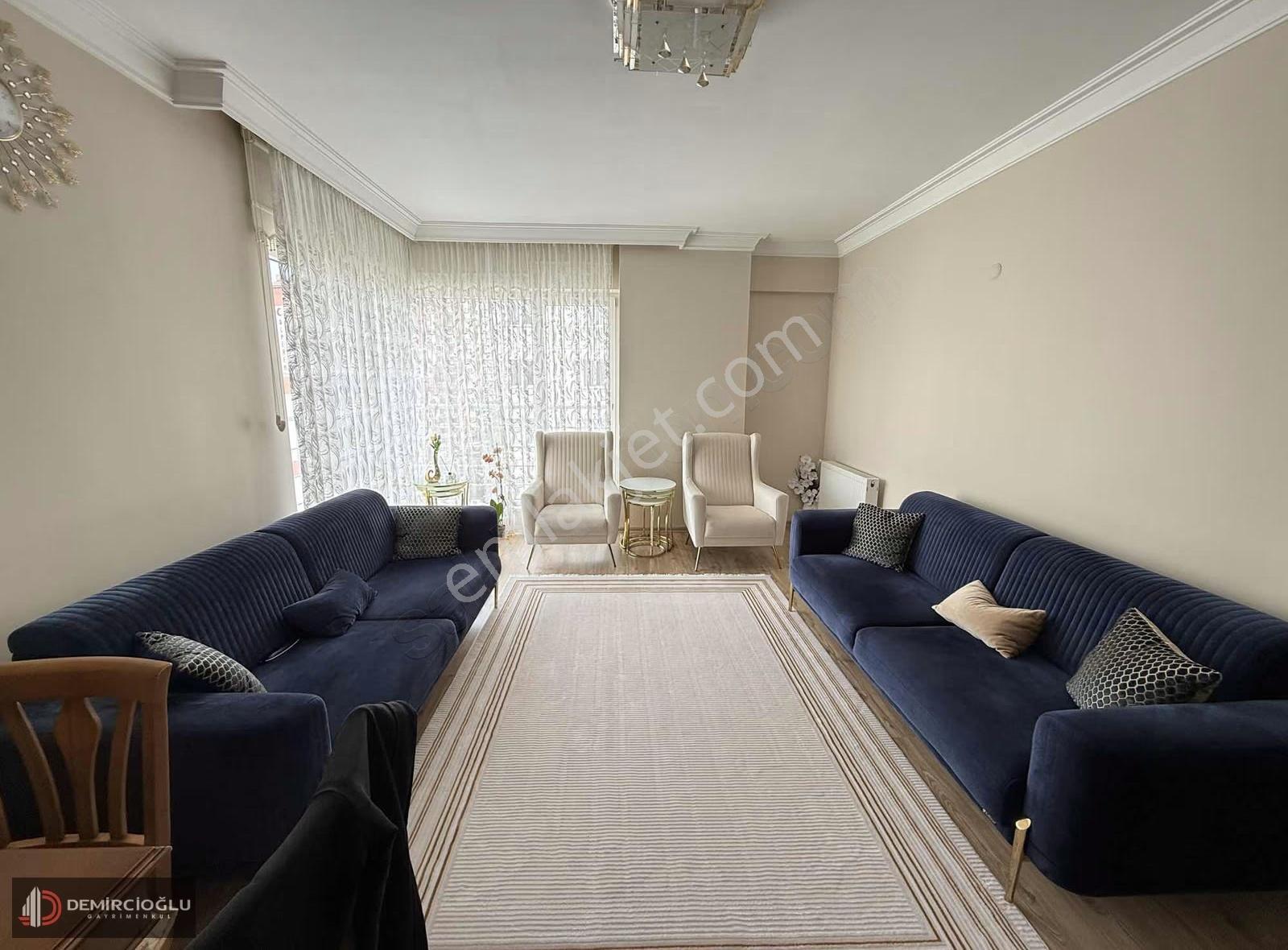 Mevlana Mah. **3+1 155 M2** Tramvay Güzergahında Tertemiz Daire - Görsel 7