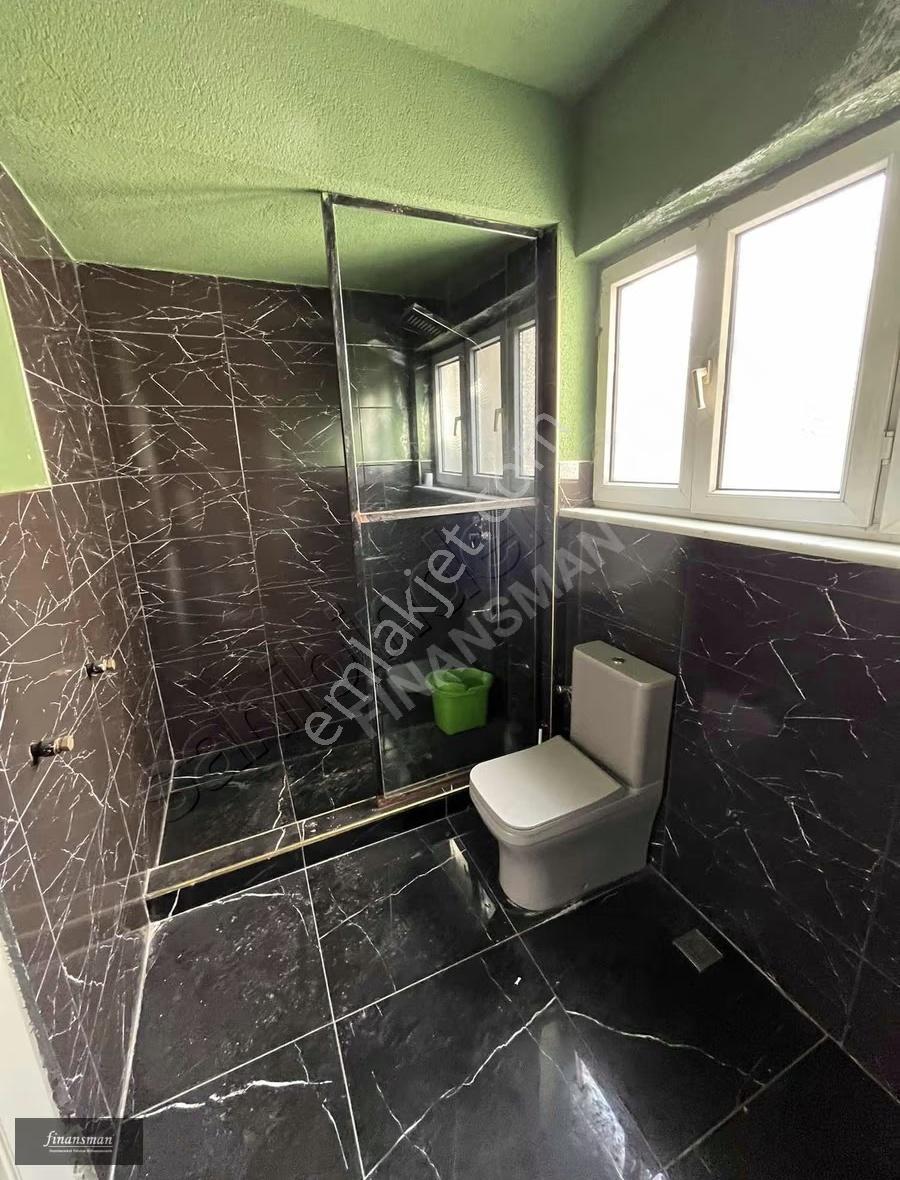 Beyoğlu - Ömer Hayyam'da - Teraslı - Manzaralı - Geniş Daire - Görsel 11