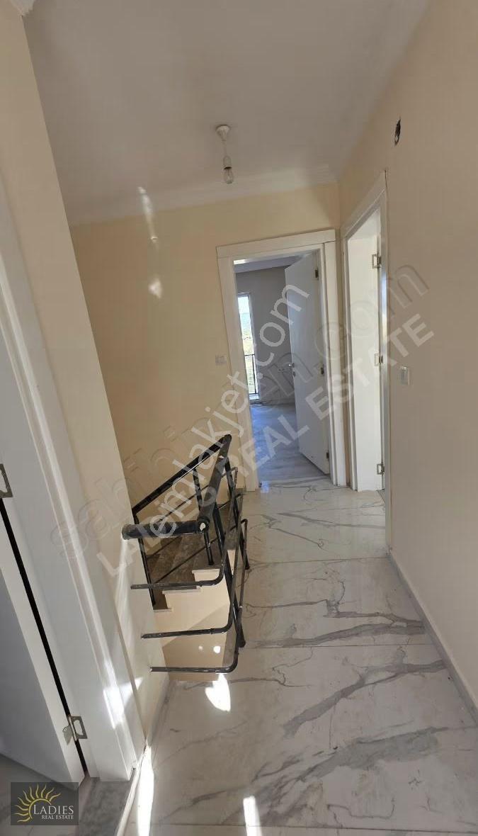 İncebel Tatil Sitesinde Satılık 3+1 Havuzlu Deniz Manzaralı Vill - Görsel 6