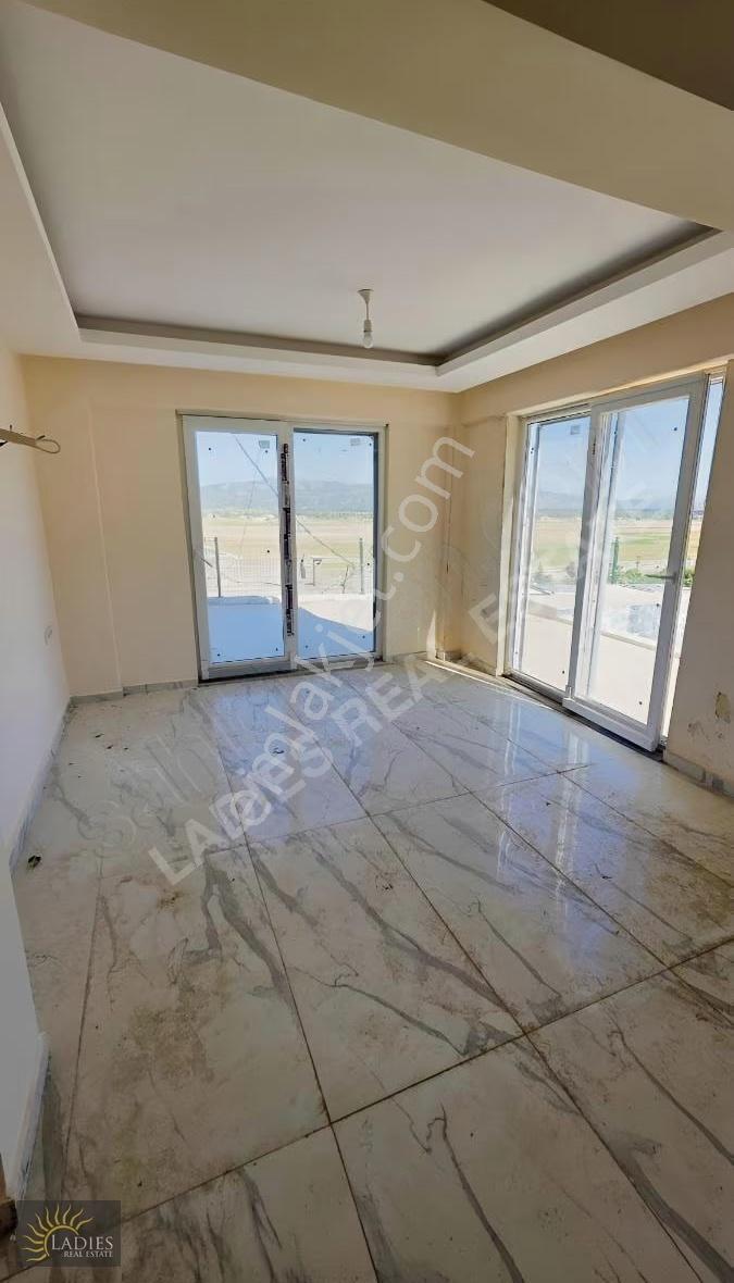 İncebel Tatil Sitesinde Satılık 3+1 Havuzlu Deniz Manzaralı Vill - Görsel 7