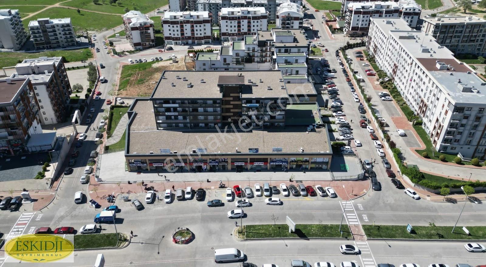 Çanakkale Hamidiye Mahallesinde Geniş Balkonlu Kiralık 1+1 - Görsel 4