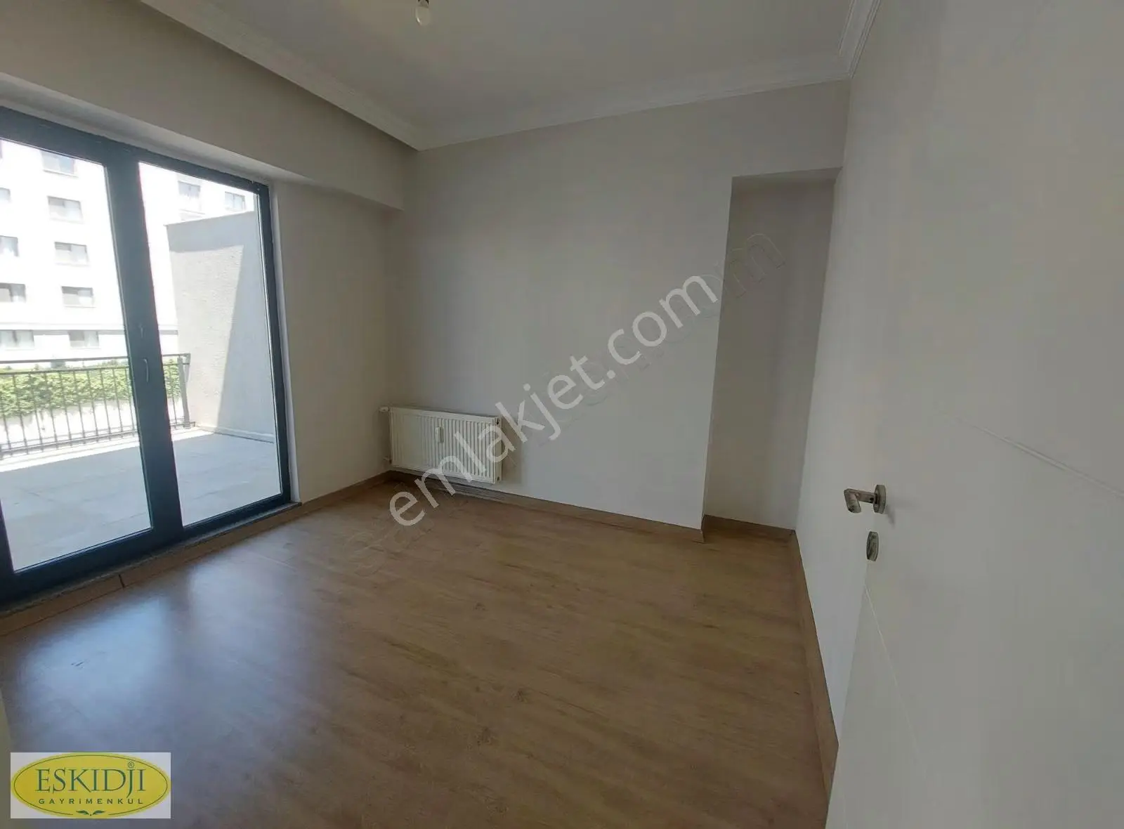 Çanakkale Hamidiye Mahallesinde Geniş Balkonlu Kiralık 1+1 - Görsel 16