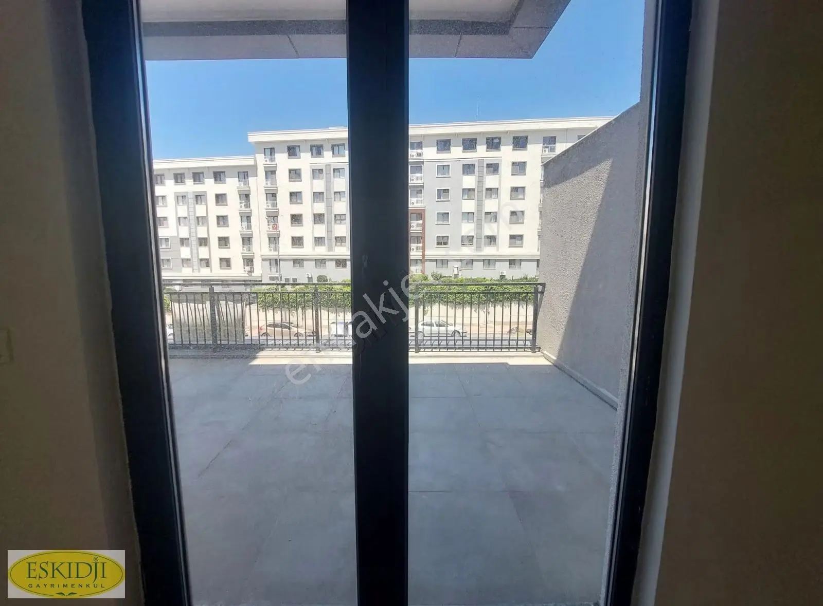 Çanakkale Hamidiye Mahallesinde Geniş Balkonlu Kiralık 1+1 - Görsel 9