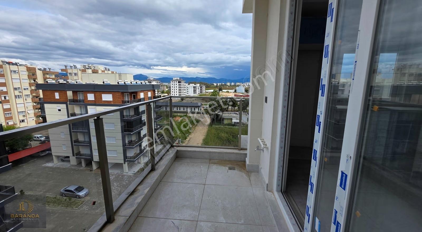 Kum Mah. Havuzlu Site İçinde Oturuma Hazır Satılık 1+1 Daire - Görsel 6