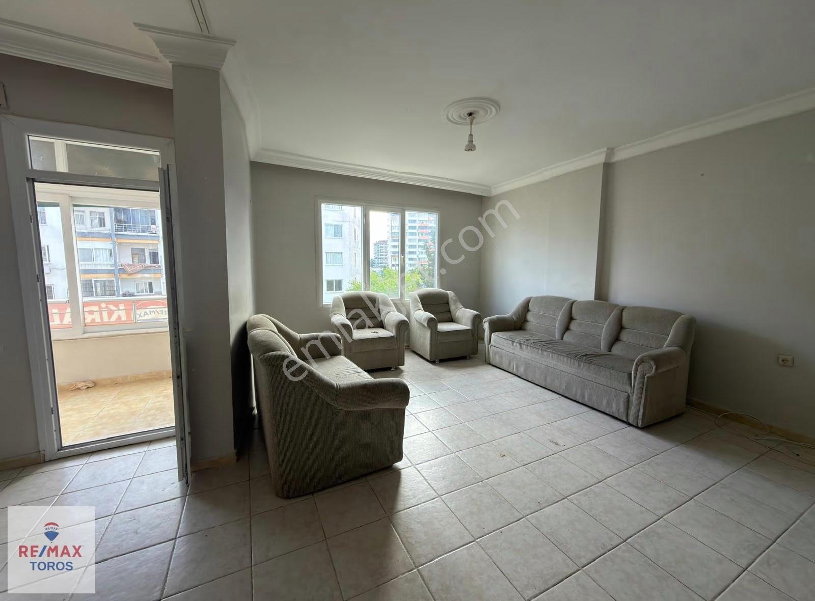 Remax Toros'tan Tece Kayısıkent Sitesi'nde Kiralık 3+1 - Görsel 3