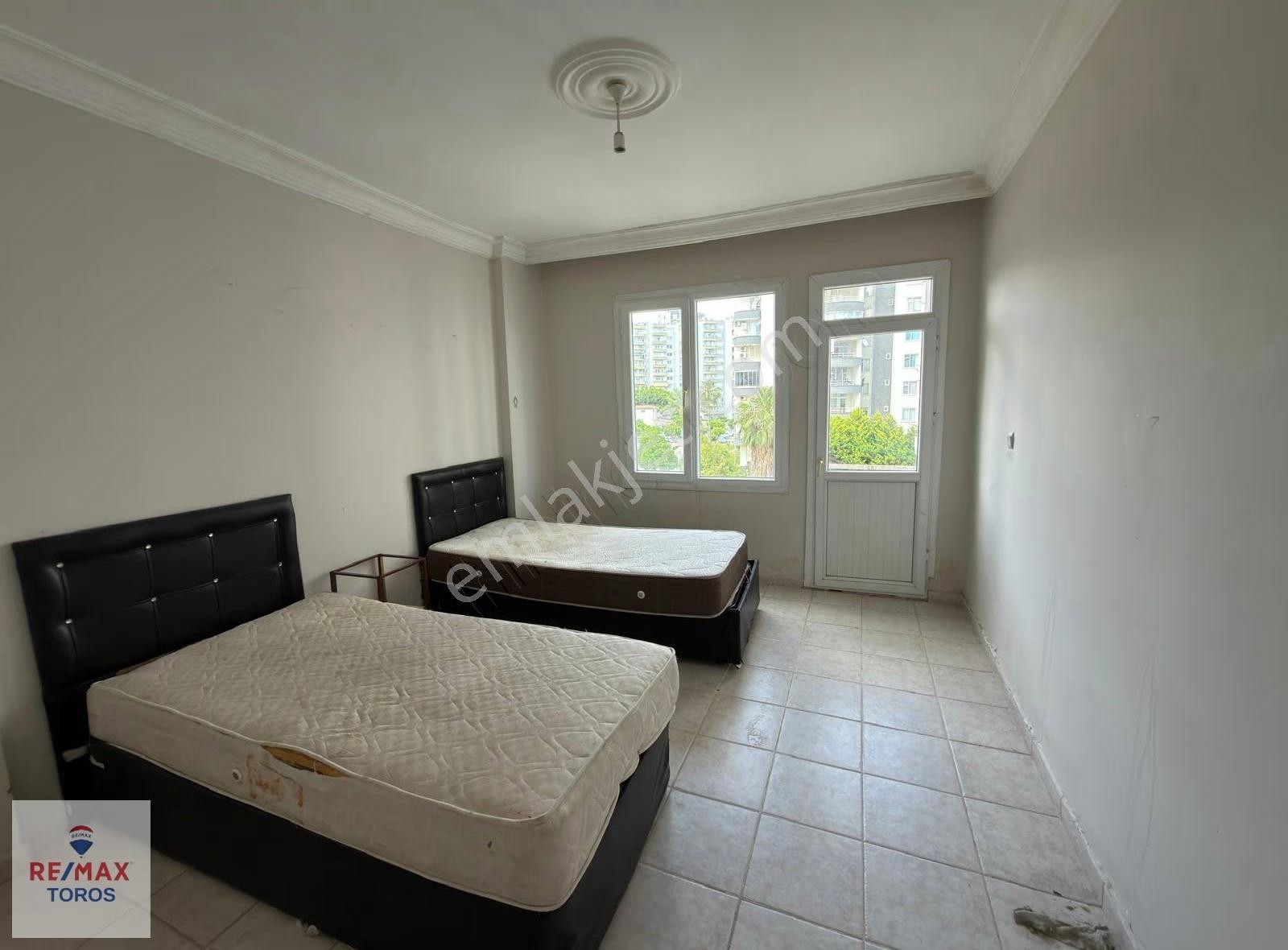 Remax Toros'tan Tece Kayısıkent Sitesi'nde Kiralık 3+1 - Görsel 2