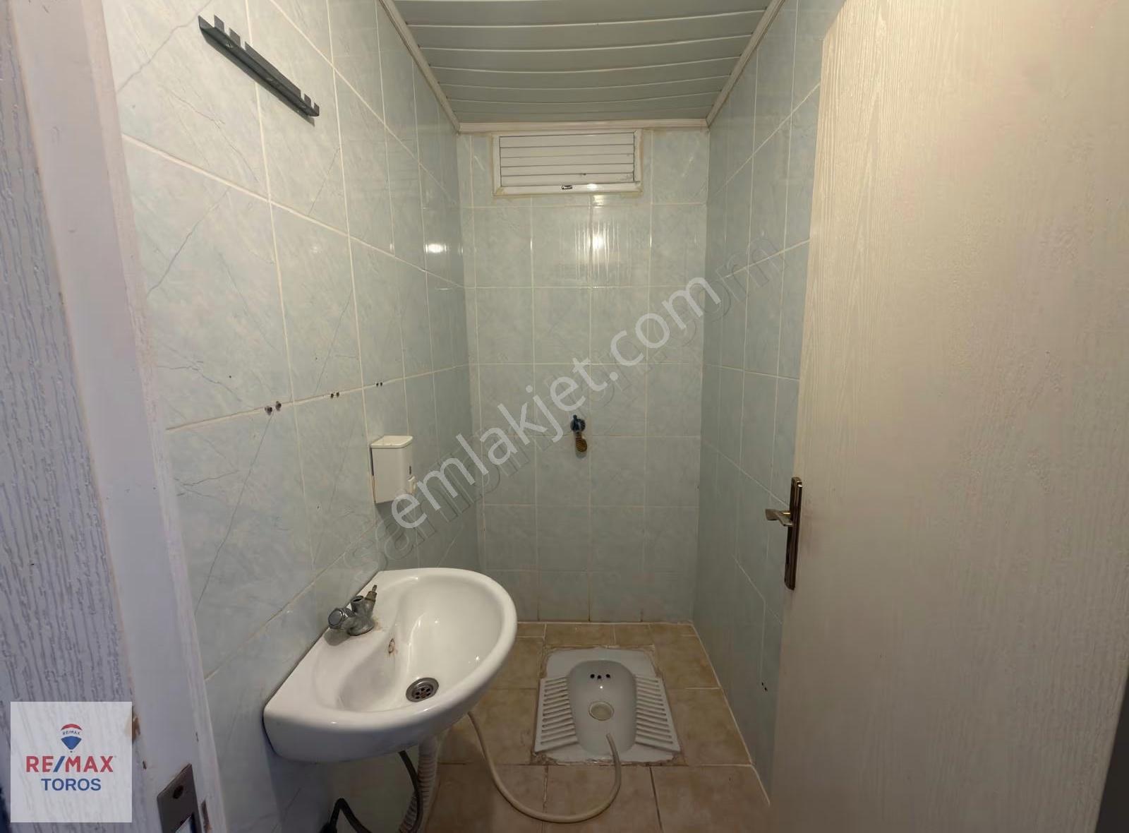 Remax Toros'tan Tece Kayısıkent Sitesi'nde Kiralık 3+1 - Görsel 15