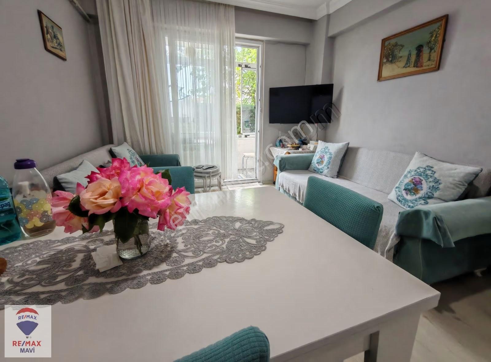 Karasu Gardenya Sitesinde Çift Balkon, Çift Havuz, Denize 250m - Görsel 4