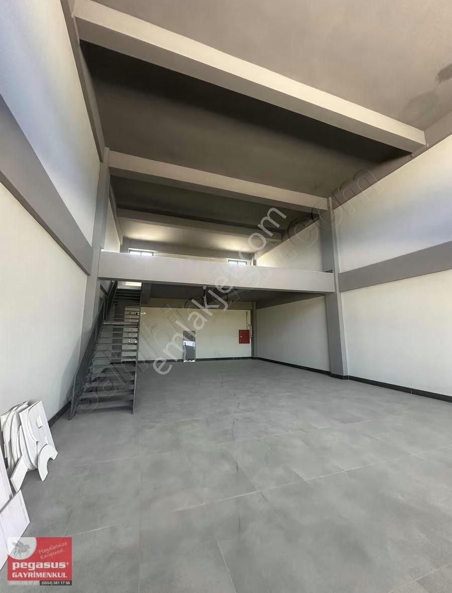 Pegasus'tan Yüreğirde Anayol Üzerinde Kiralık İşyeri - Görsel 8
