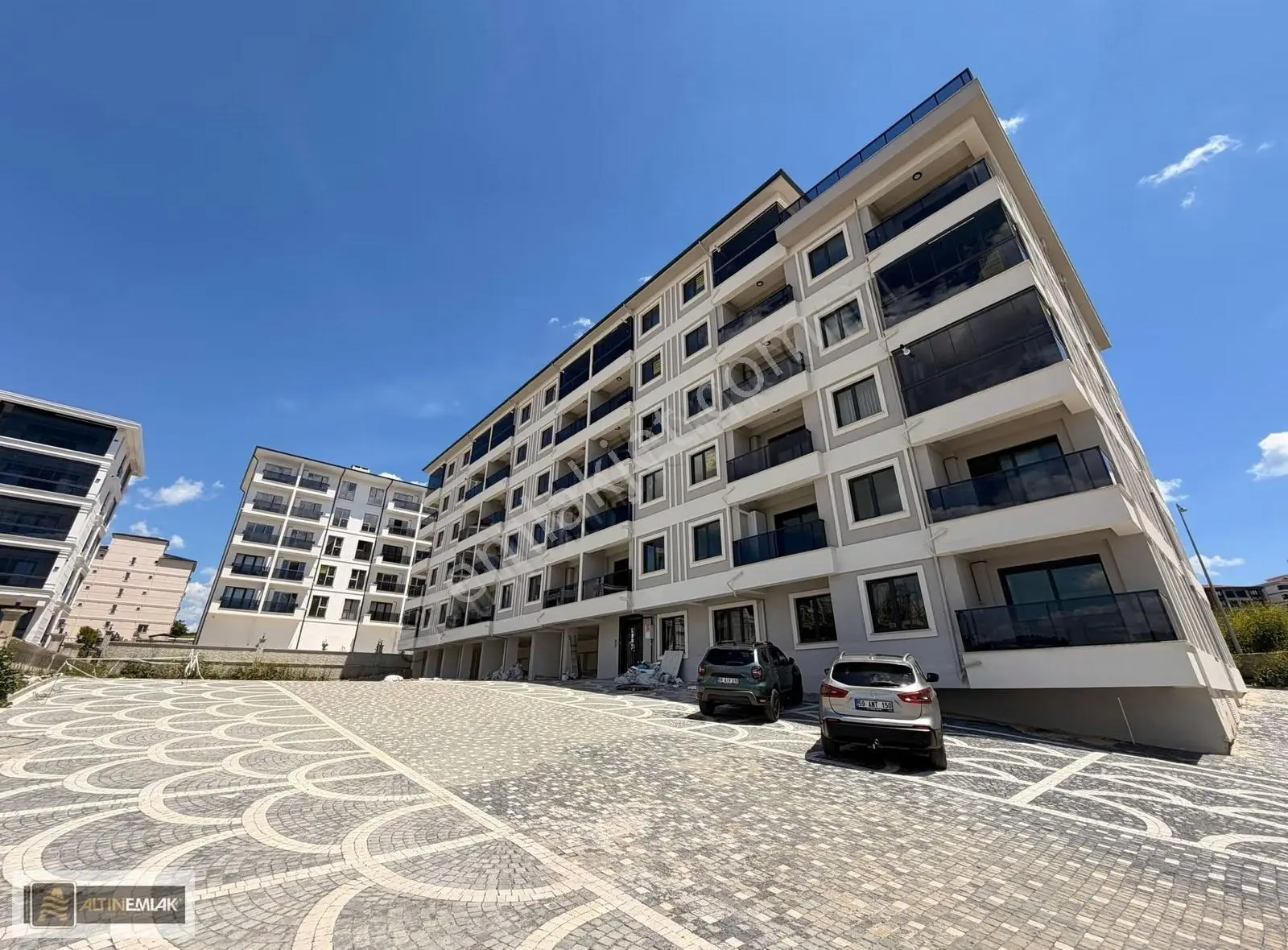 Atatürk Mah.de Full Şehir Manzaralı 2.kat Satılık 1+1 Daire